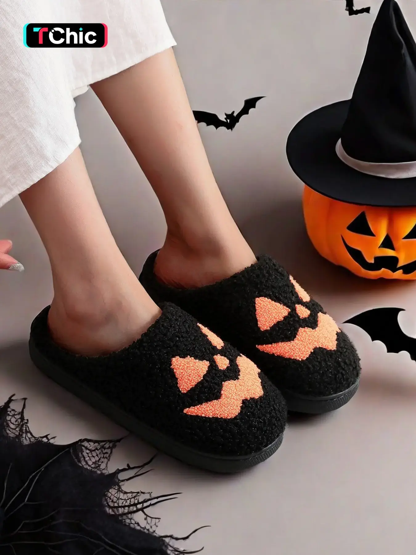 Pumpkin Embroidery Slippers, Halloween Slippers, Casual Soft Comfortable Halloween Themed Home Slippers for Women & Men, Fashionable Slippers for Indoor & Outdoor Wear