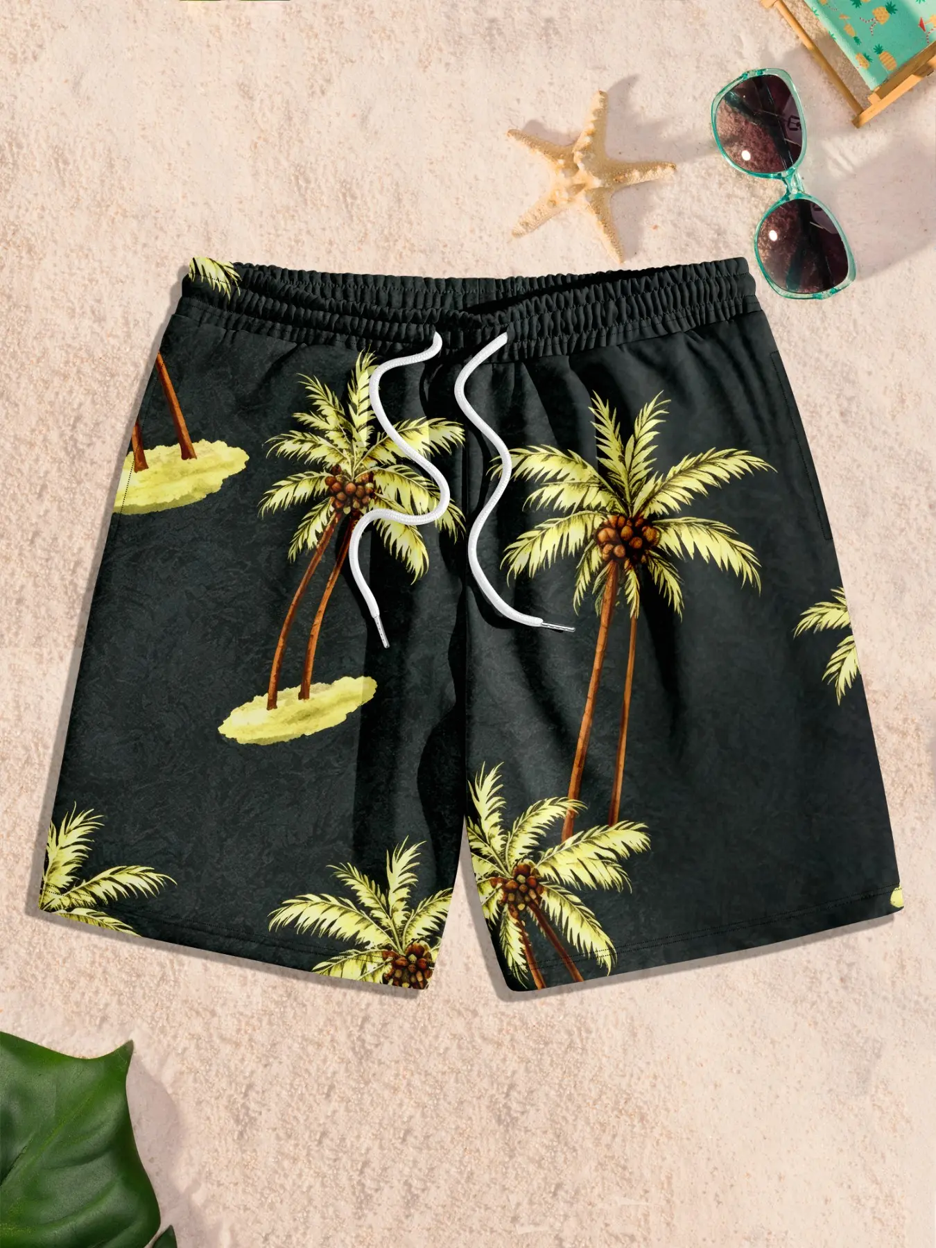 Men's Drawstring Beach Swim Trunks, Vintage Watercolor Coconut Palm Tree Print, Quick-Dry Surf Shorts, Summer Surf Pool Vacation Wear