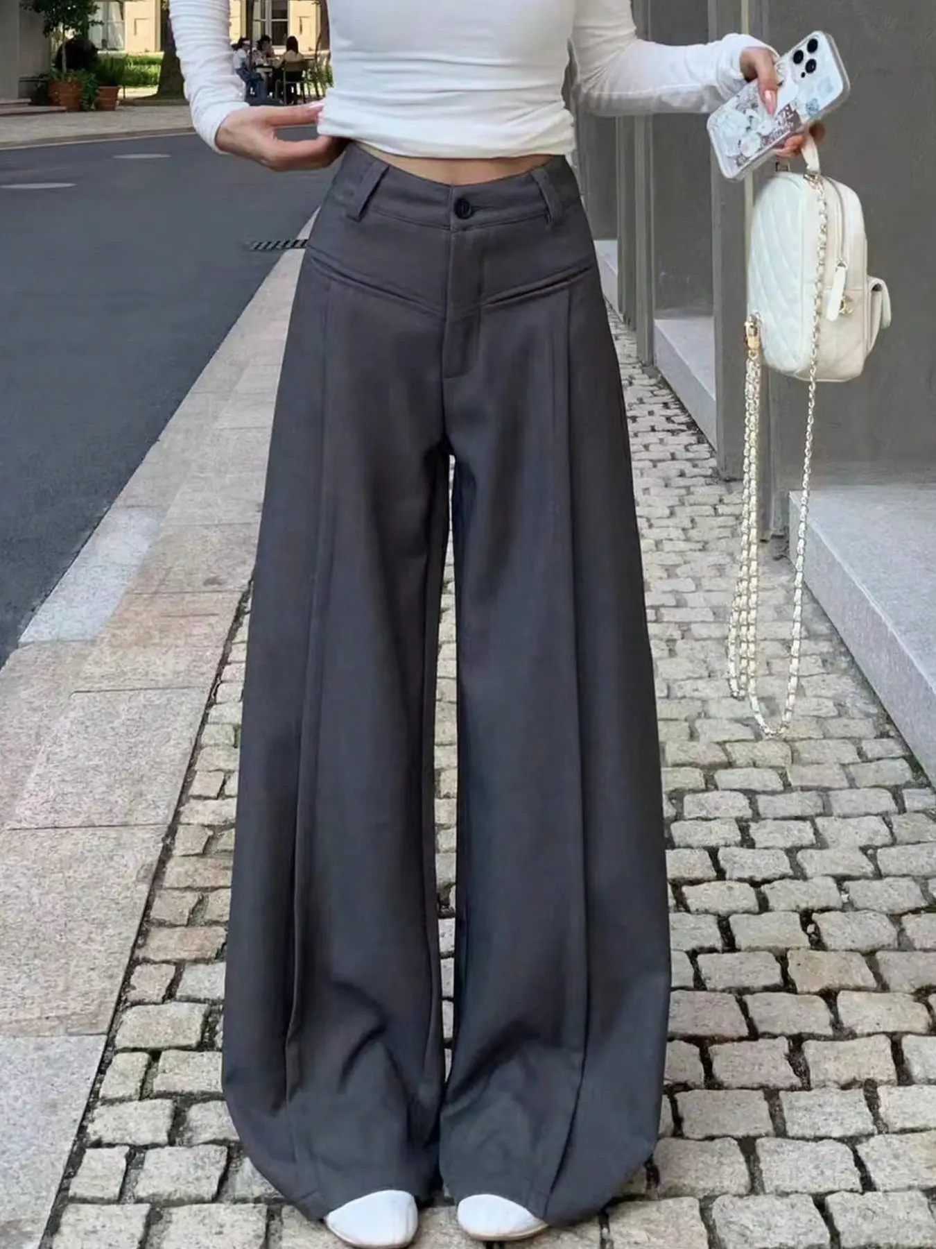 Leg-Lengthening Women’s Gray Mid-Rise Wide-Leg Trousers, Drapey Loose-Fit Baggy Tailored Pants with Front Seams and Elastic Back Waist for Office and Business Casual Outfits