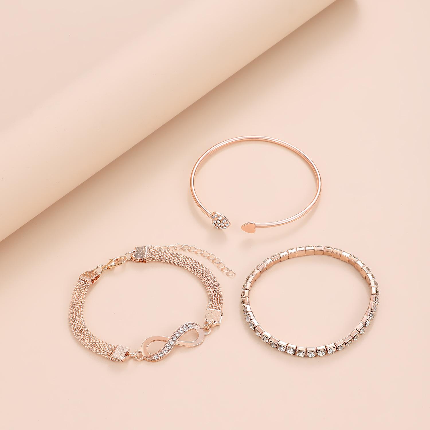 New ins-style women's heart-shaped open bracelet with creative design, vintage and simple lucky figure 8 bracelet 3-piece set, not easy to fade