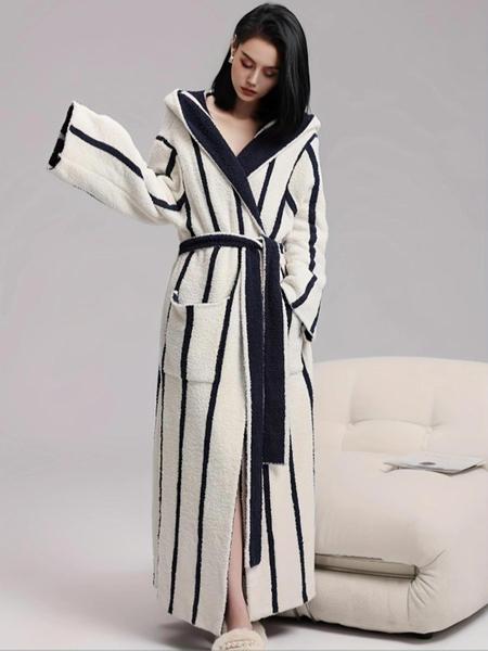 【COZY Soft Plush Feel】Women's Striped Print Long Sleeve Bathrobe, Casual Soft Comfortable Warm Hooded Robe, Ladies Sleepwear for Fall & Winter