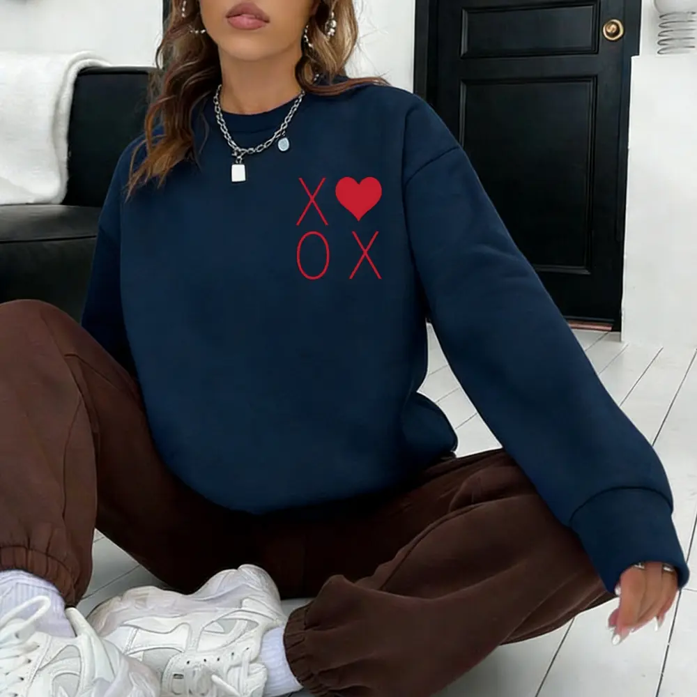 XOXO Heart Valentine's Day Graphic Crewneck Sweatshirt Streetwear Pullover Long Sleeve Crewneck Sweatshirt Men Women Pullover Casual Top Unisex Casual Everyday Top