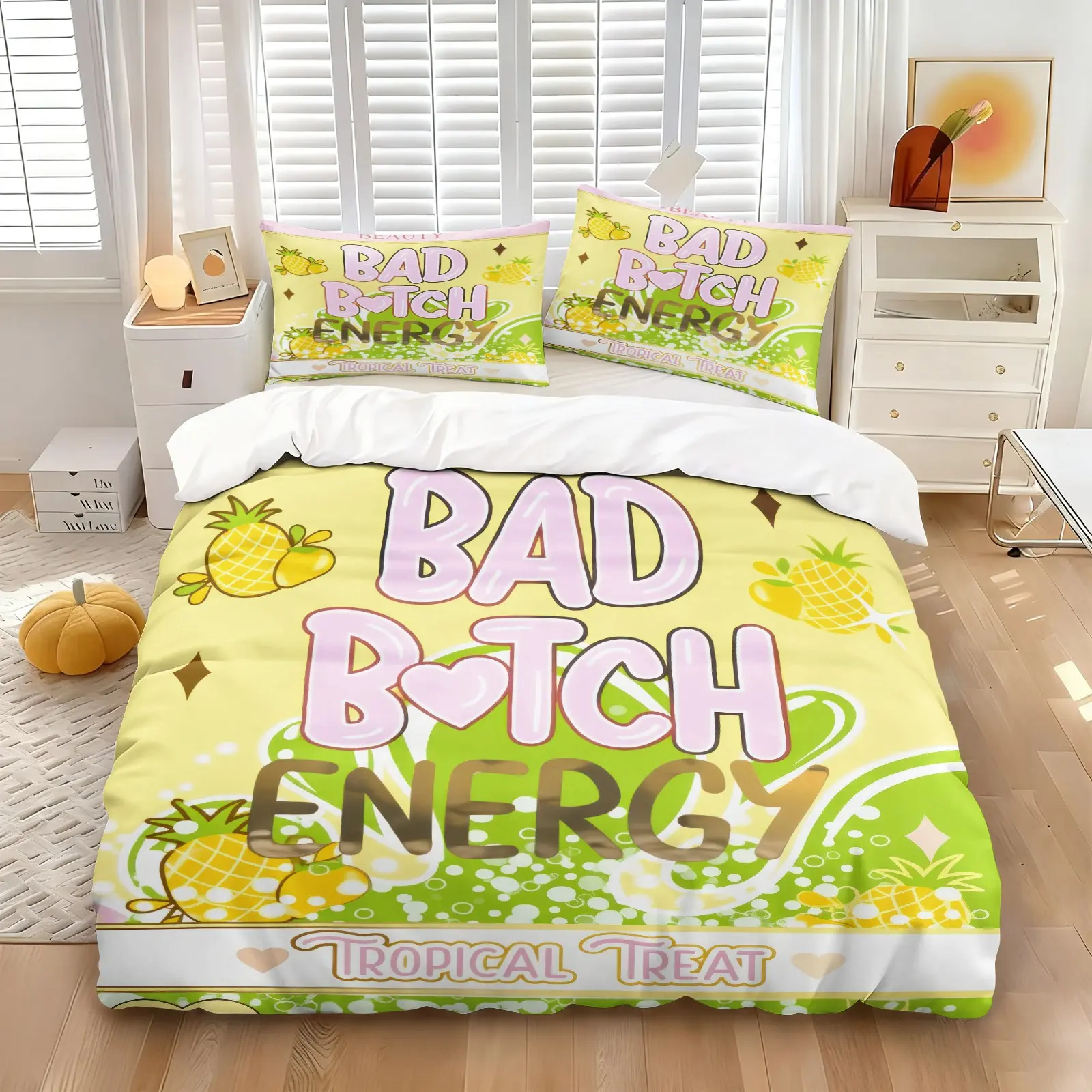 Y2K Aesthetic Tropical Style Duvet Cover Set, Include 1 Quilt Cover and 1/2 Pillowcases without Core, Bad B*tch Energy Personalized Slogan Print Pineapple Yellow Green Comforter Cover, Trendy Girl Room Decor Bedding