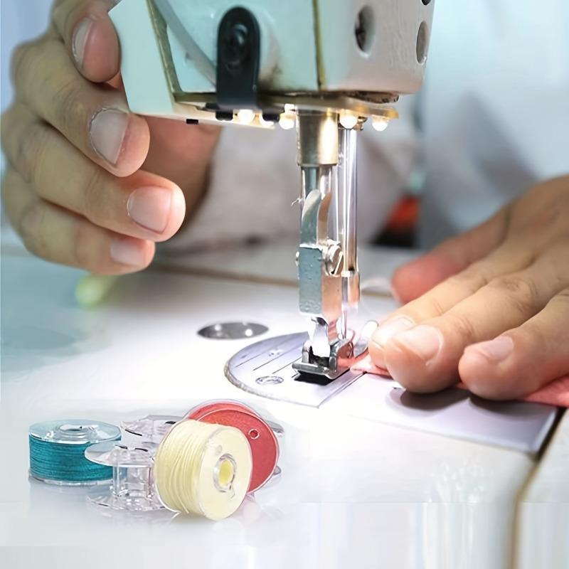 Clear Sewing Machine Spool, 100pcs/set Universal Multi-function Spindle Sewing Machine Spool, Household Transparent Plastic Spindle for Sewing Machine Sewing Tools
