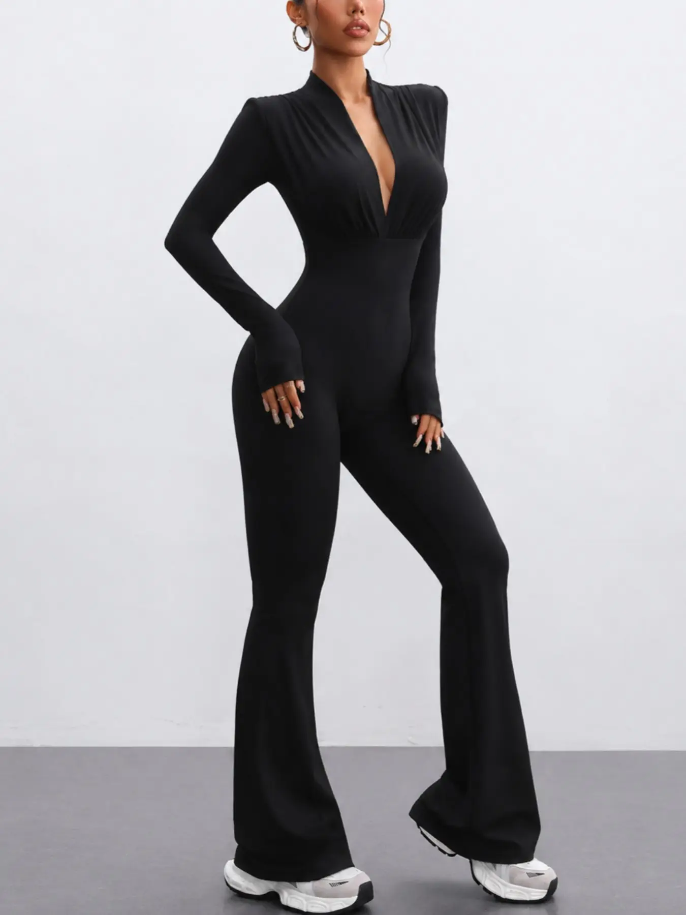 Women's Long Sleeve Flared Romper Jumpsuit, Night Out Chic Wear, Stylish One-Piece, Perfect for Evening Events, Trendy Ladies' Clothing