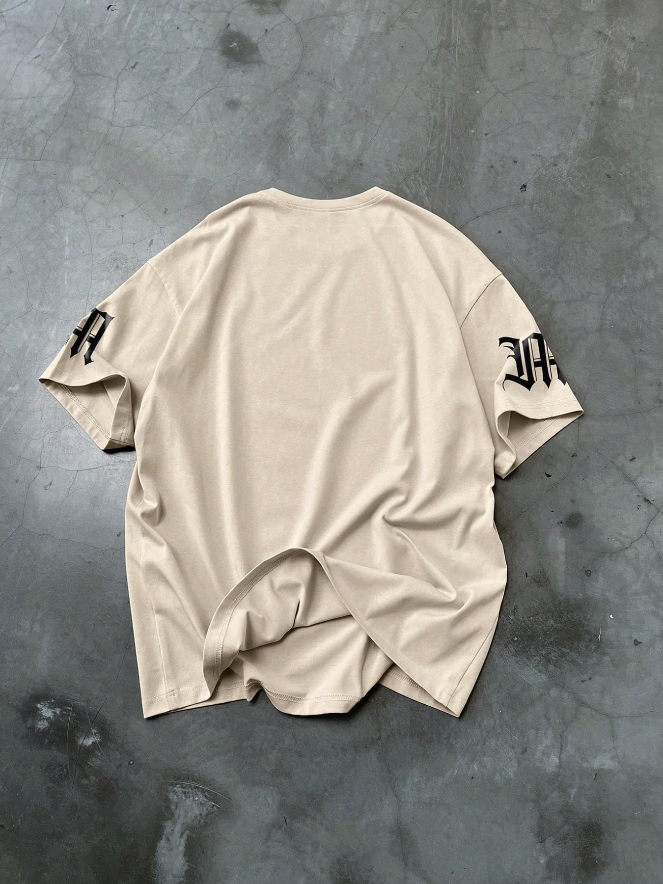 Men's Stylish Casual Round Neck T-Shirt with English Print, Breathable Polyester Fabric, Comfortable Fitted Design for Everyday Wear, Casual Style Tee