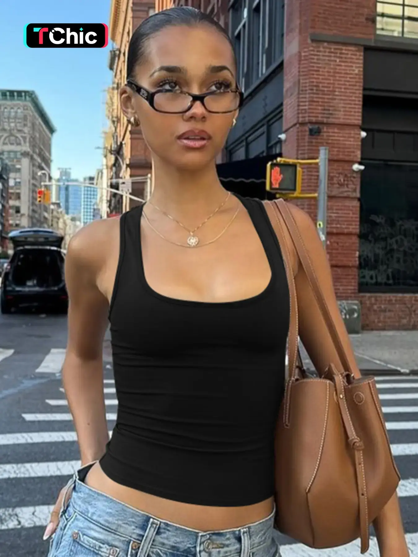 Women's Solid U Neck  Tank Top, Basic Casual Everyday Top, Casual Fashion Sleeveless, Casual Sleeveless  Top for Daily Wear, Fit, Ladies Clothes for All Seasons, Chic, Womenswear