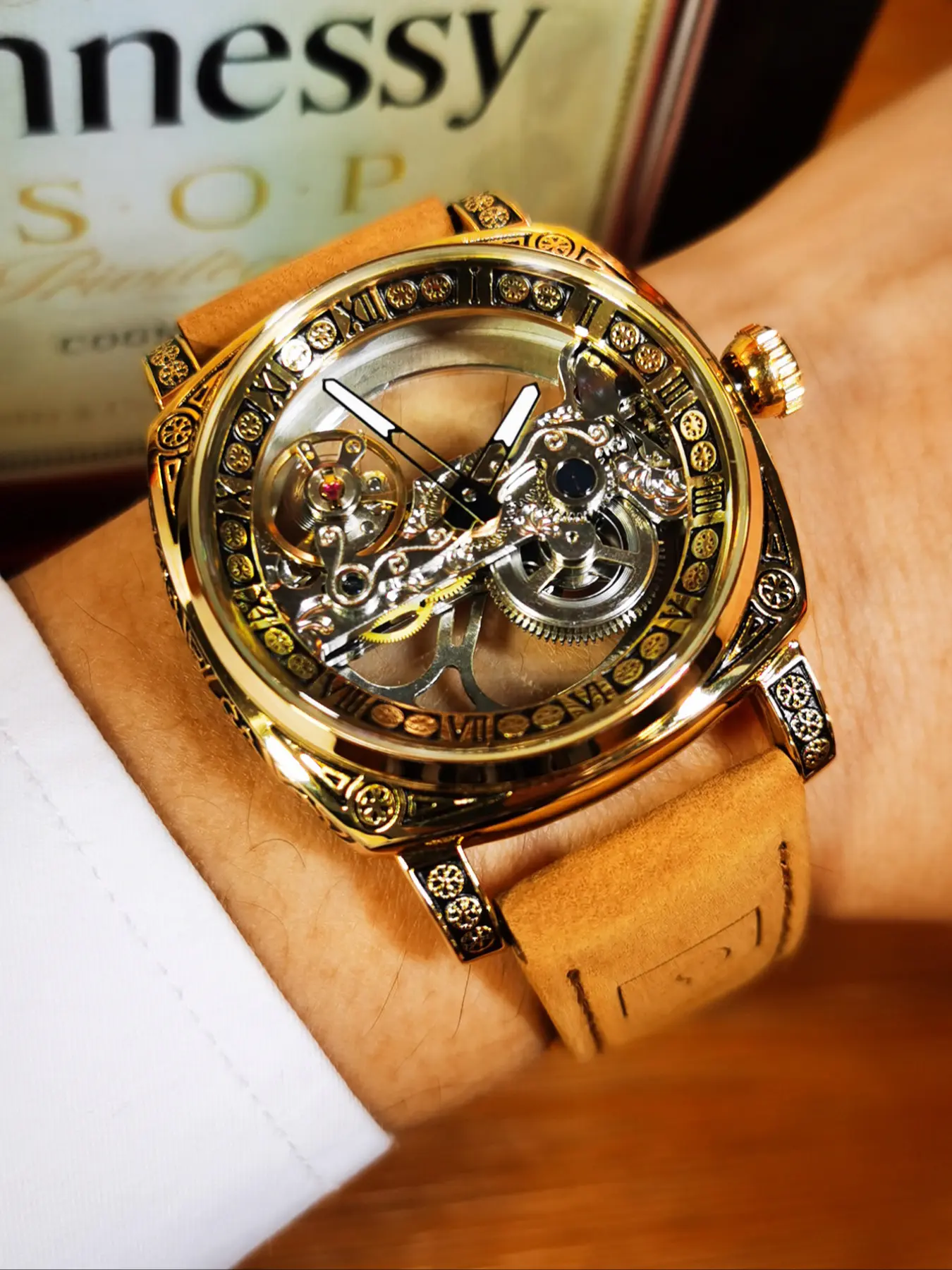 1pc Men Vintage Luxury Skeleton Automatic Mechanical Watch for Men Luminous Hands Square Engraved Case Top Brand Leather Strap Business Casual Mens Watches Gifts With Box Automatic Skeleton Wristwatch