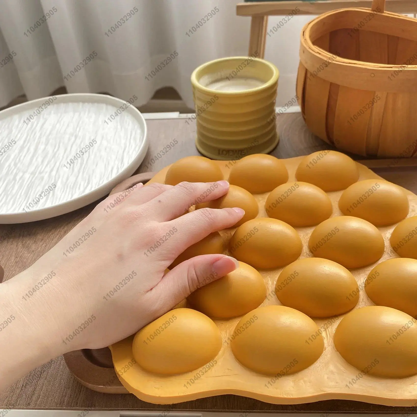 Authentic Egg Waffle Design Slow-Rising Squishy Fidget Paper Toy - Golden-Brown Super Soft Bubble Grid, ASMR Sensory Feedback, Stress Relief, Fun & Unique Gift for Kids, Adults (DIY Felt Crafts Toy)