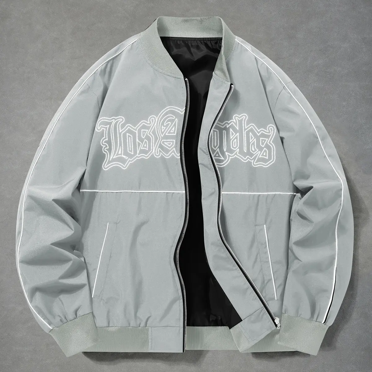 Men's Light Grey Reflective Los Angeles Gothic Letter Print Rib Stand Collar Full-Zip Bomber Jacket - White Reflective Piping, Elastic Cuffs, Loose Oversized, Wrinkle-Resistant Casual Street Coat for Spring, Autumn Skate Commute, Polyester Clothes, Loose-