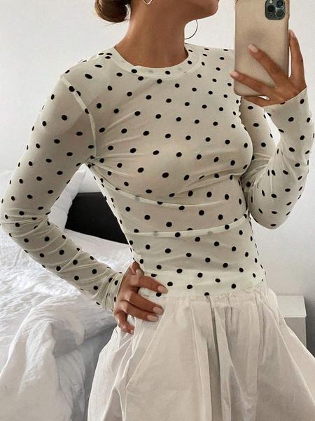 Women's Casual Slim Fit T-Shirt, Comfortable Fashion Top for Fall Season, Daily Wear Essential, Stylish and Versatile Design