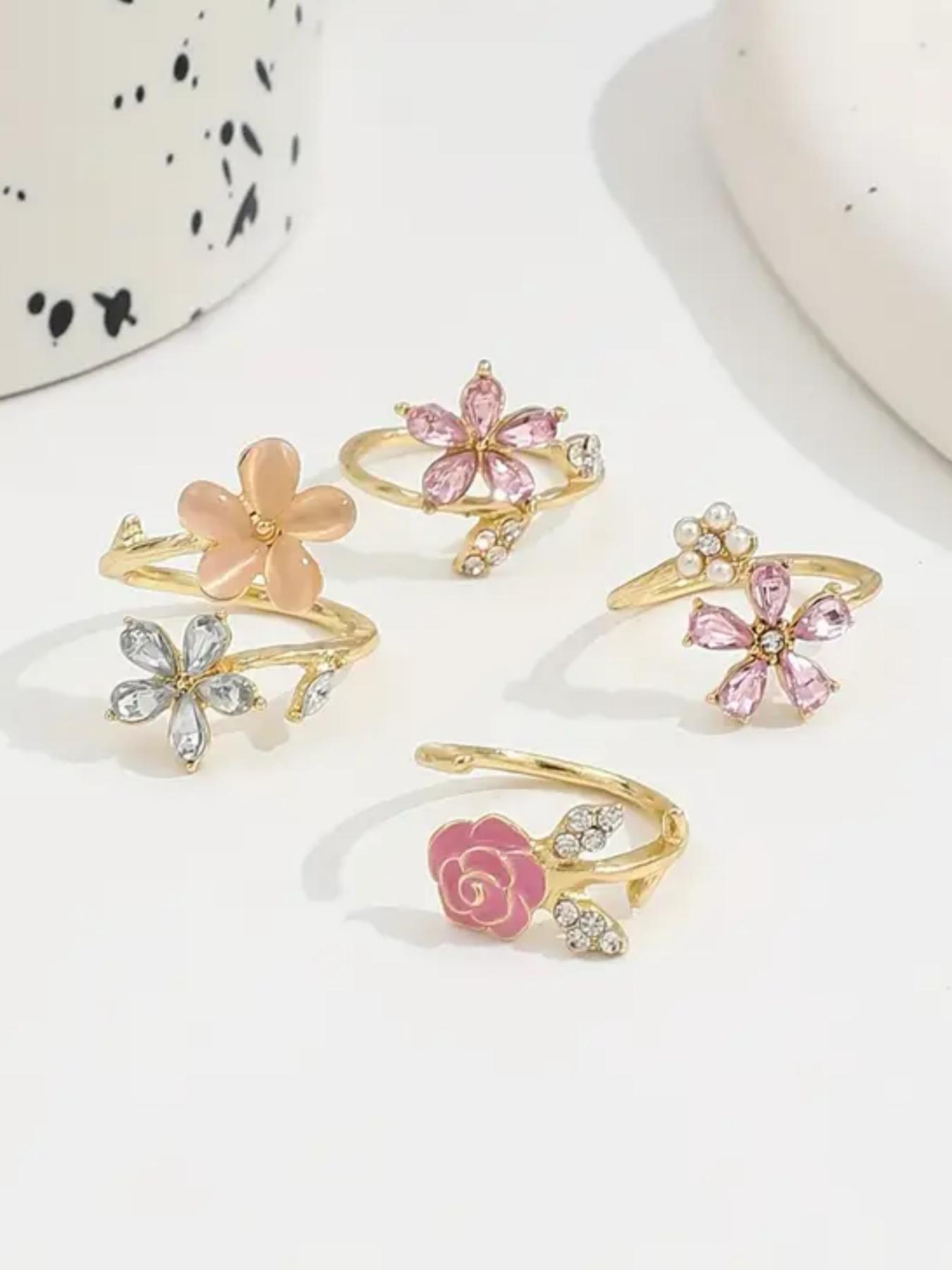 Elegant 4-Piece Rhinestone & Faux Pearl Studded Rings, Floral Design, Perfect Gift for Her, Stylish Jewelry Accessories