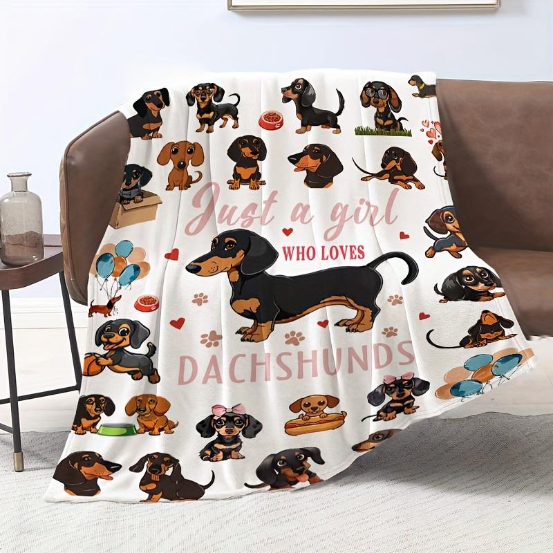 Cozy Dachshund Print Flannel Throw Blanket - Soft, Warm & with Playful Just a Who Loves Dachshunds Design - Perfect for Couch, Bed, Office, Travel & Dog Lovers Gift, Dog Blanket-280GSM