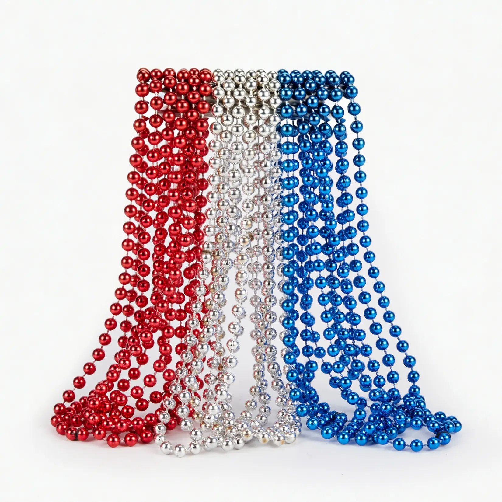 150 Pcs Independence Day Beads Red Blue Silver 6mm Plastic Connect Beads - 4th of July Patriotic Necklace Making Kit Party Favors for Kids DIY Crafts - Memorial Day Veterans Day Parade Decorations