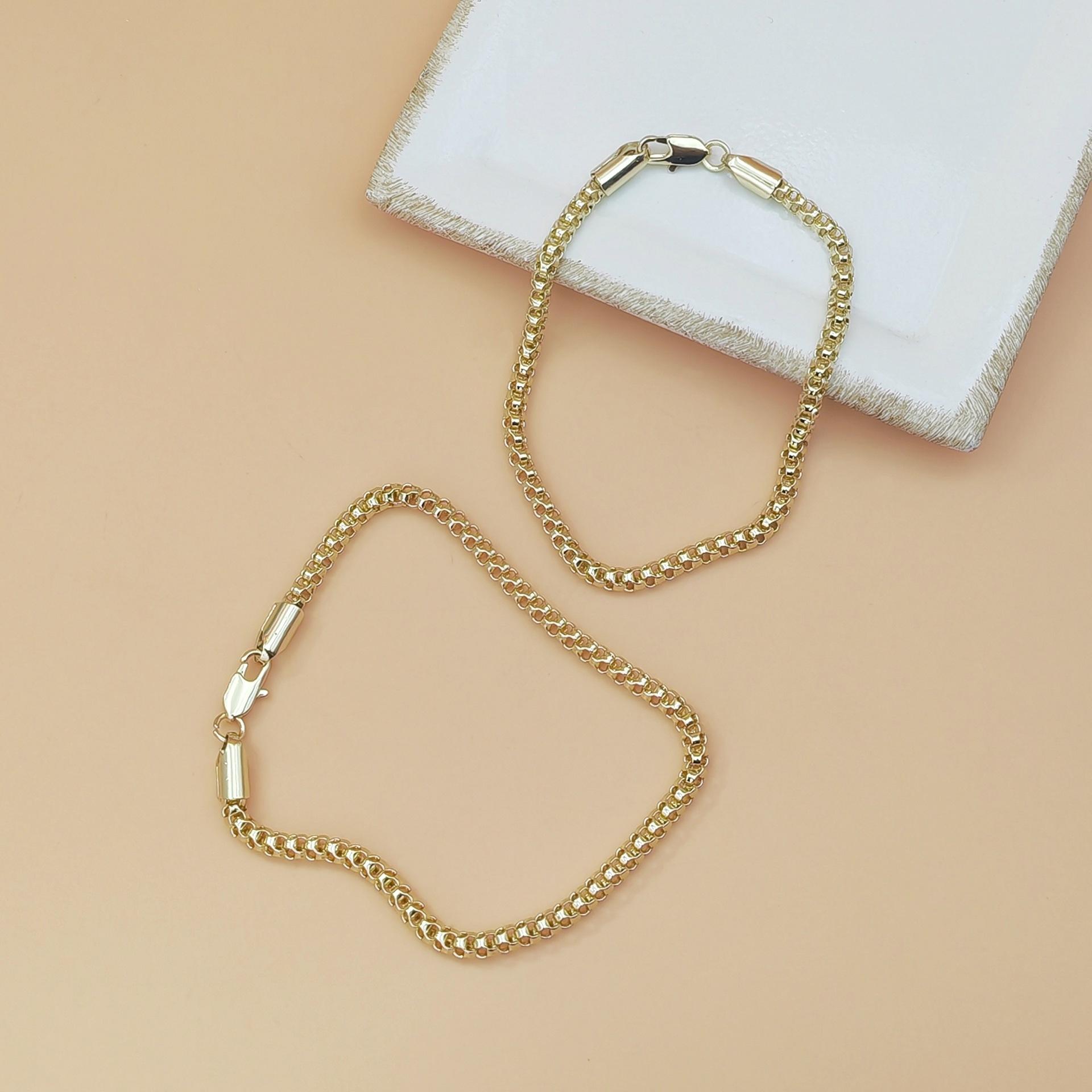 Women’s Curb Chain Bracelet Set with Paved Crystal Round Charm Vintage Luxury Jewelry Minimalist High-End Stackable Accessory Elegant for Daily Wear Parties & Gift Giving