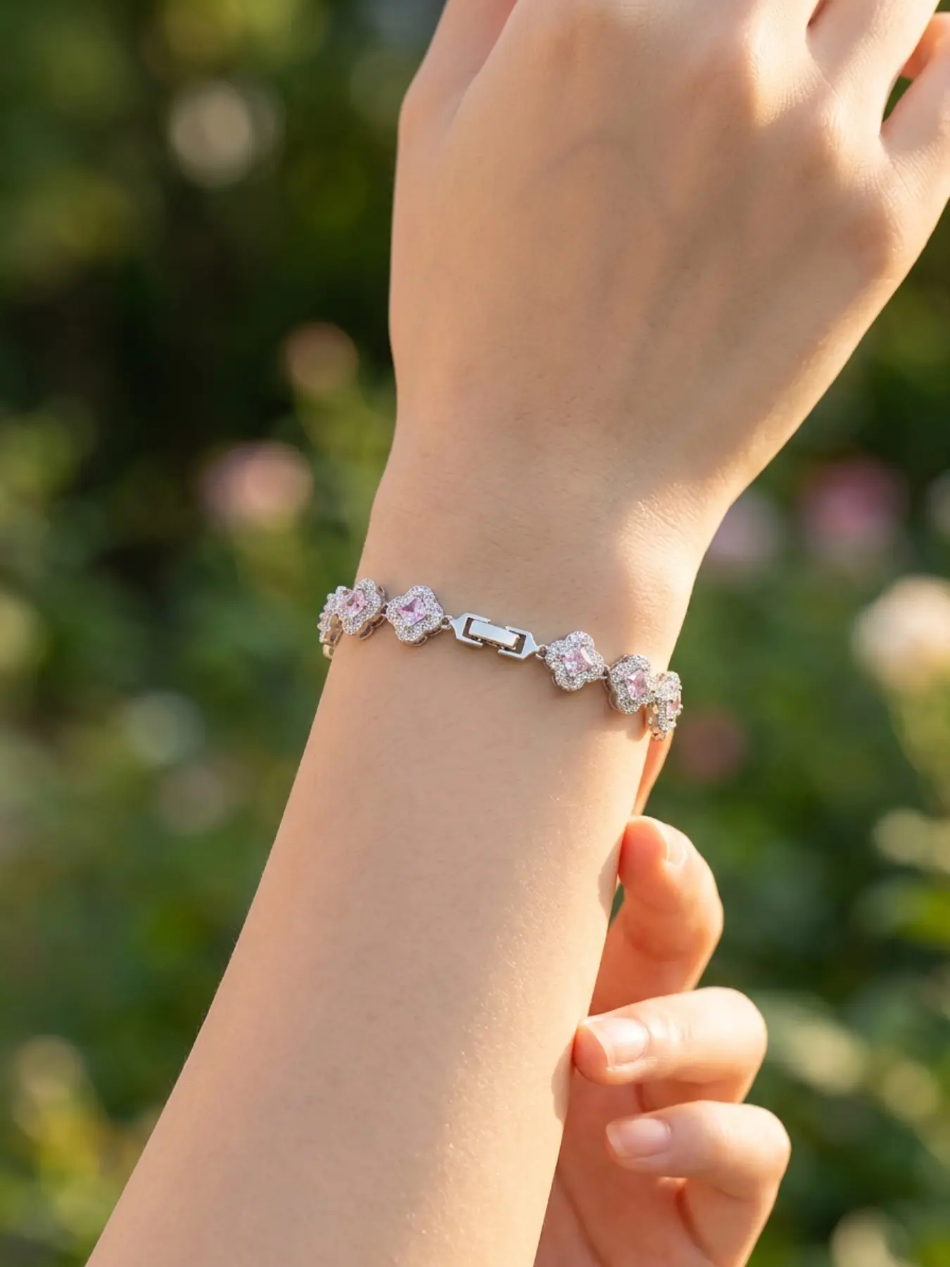 Square Pink Clear Stone Clover Link Bracelet, Dainty Charm Fashion Jewelry for Women, Chic Daily Wear Jewelry for Graduation Day Ceremony, Perfect for Summer Beach Vacation & Date Night Look