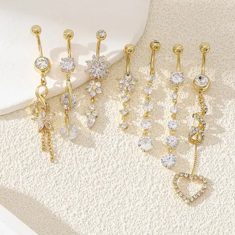 【Black Friday】Women’s Elegant 7-Piece Rhinestone Belly Button Ring Set with Flower and Heart Designs, Sparkling Body Piercing Jewelry for Parties and Daily Wear
