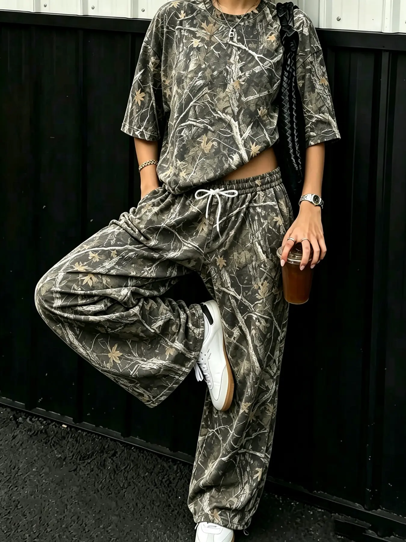 Women's Comfortable Camo Print Two-Piece Set, Loose Fit Short Sleeve Tee, Drawstring Wide Leg Pants, Casual Daily Pajamas