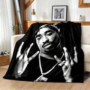 Retro Hip-Hop Legend Style Flannel Blanket (Suitable for All Ages) – Classic Rap Culture Plush Throw. Ultra-soft and lightweight; ideal for music rooms, bedrooms, and dorm decor, as well as for travel, camping, or office naps. A comfortable, all-season