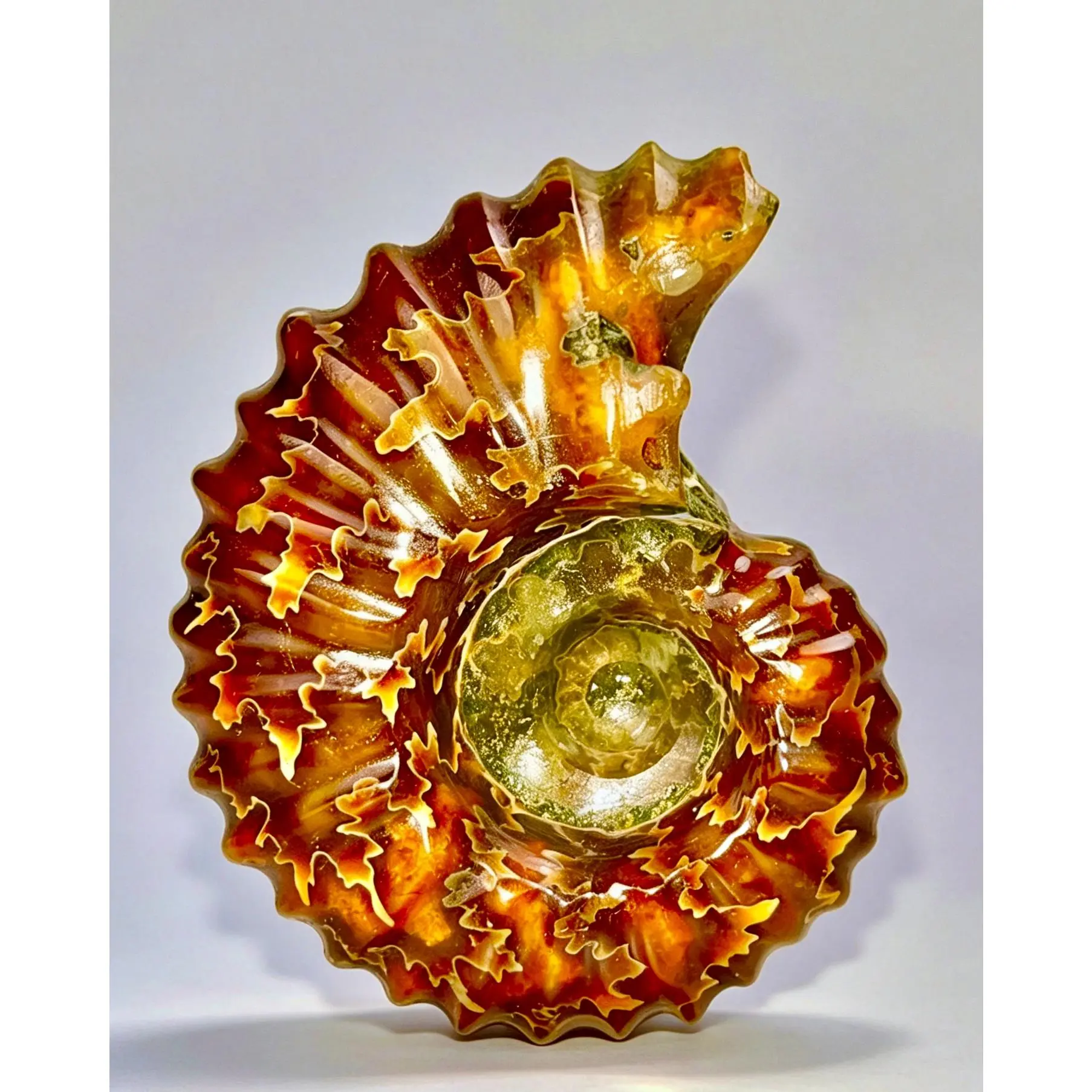 Swirling Texture Spiral Horn Ornament, Polished Curly Spiral Decor, Aesthetic Desktop Tabletop Display Gift