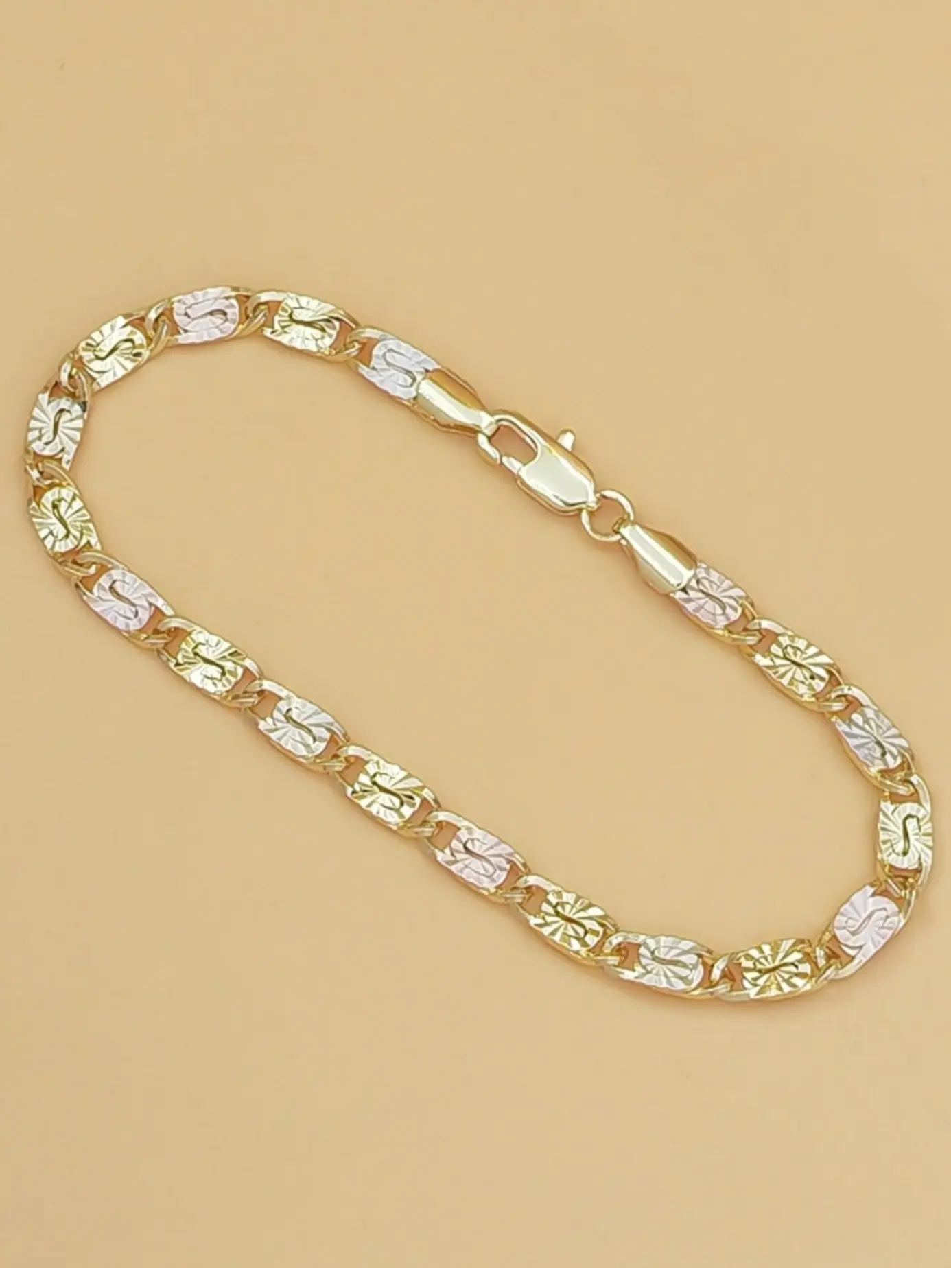 Tri-Color Mariner Link Bracelet for Women, Fashionable Bracelet Style, Polished Floral Engraved Tricolor Gold Chain, Elegant Jewelry Gift for Her