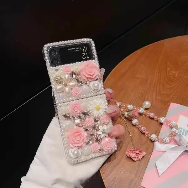 Compatible with motorazr50/motorazr50 ultra /motorazr40 /motorazr40 ultra Rose bracelet All-inclusive for Japan and South Korea, fashionable phone case -H7214