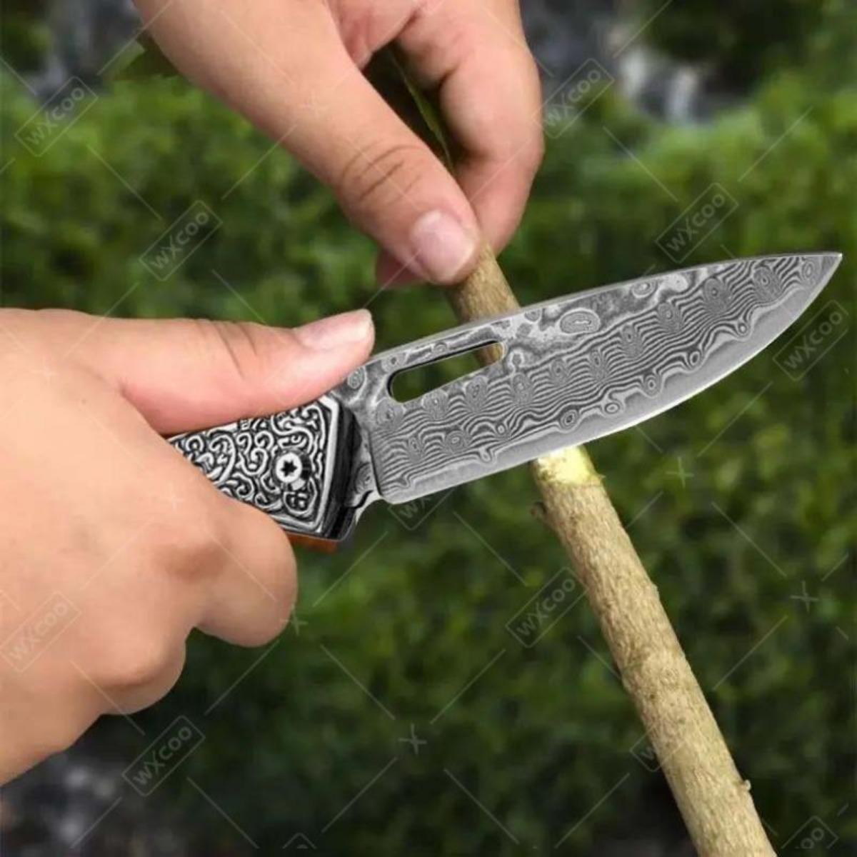 Folding Knife The Wood Handle Pure Manual Damascus Steel Blade Outdoor Camping Pocket Knife