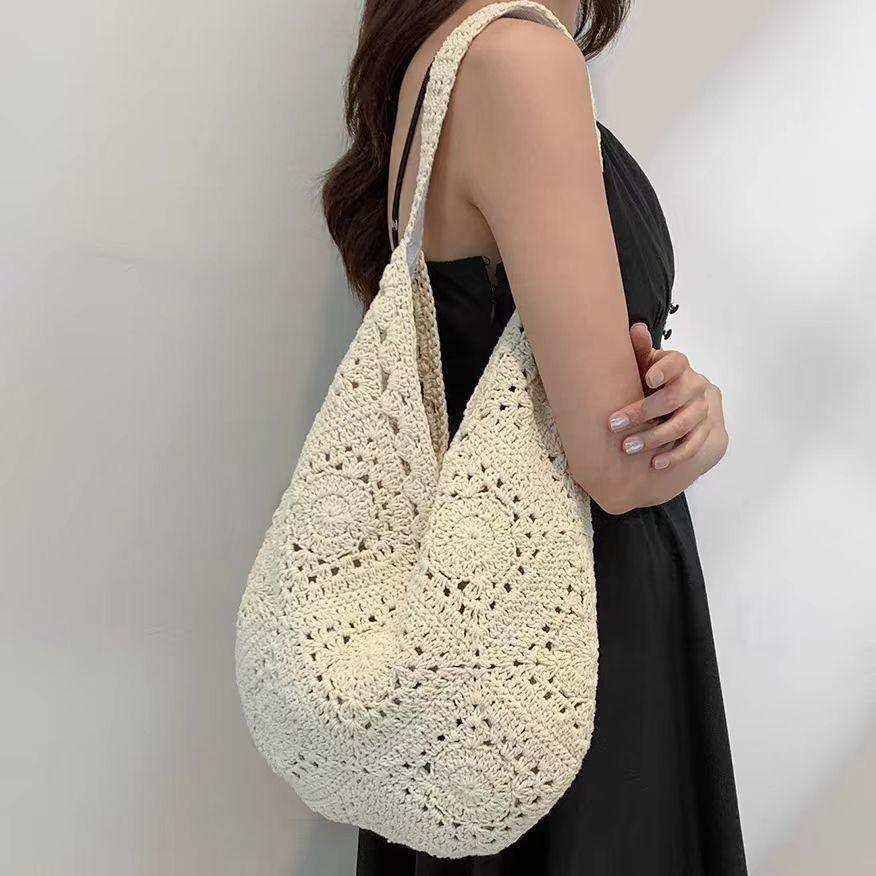 Versatile single-shoulder straw bag for women, high-end handmade cotton woven bag, large-capacity beach vacation tote bag