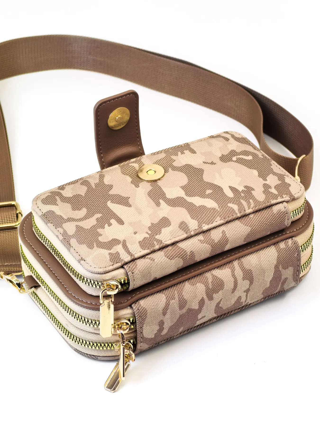 New Camouflage Pattern Trendy Crossbody Bag, Multi-Layer Zippered Pockets, Adjustable Strap, Lightweight, Perfect for All Occasions