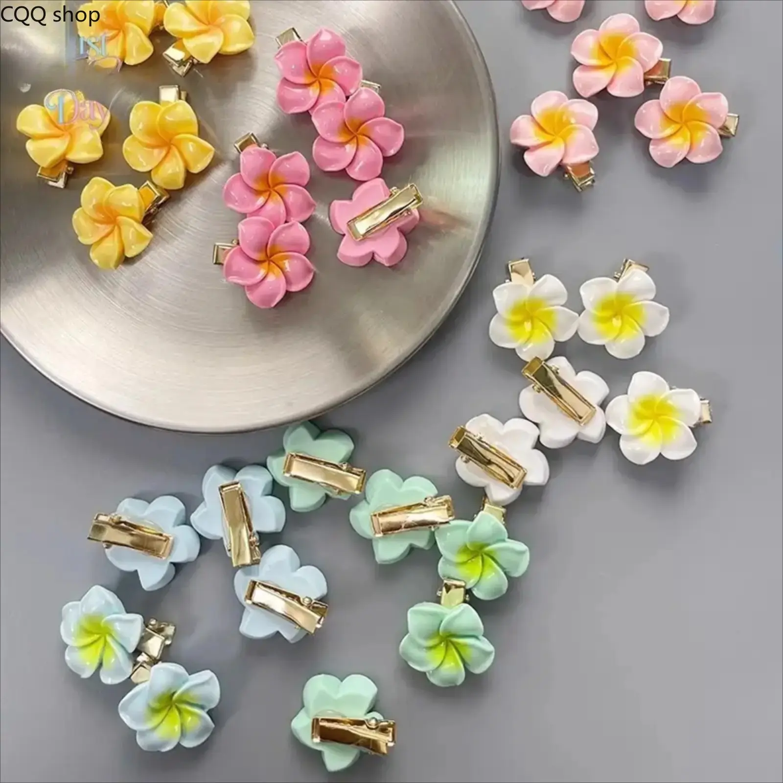 30PCS Floral Shape Plumeria Hair Clips - Cute Small Hair Barrettes for Girls & Women, Casual Hairstyle Accessories for Summer Beach Sports & Outdoor Use