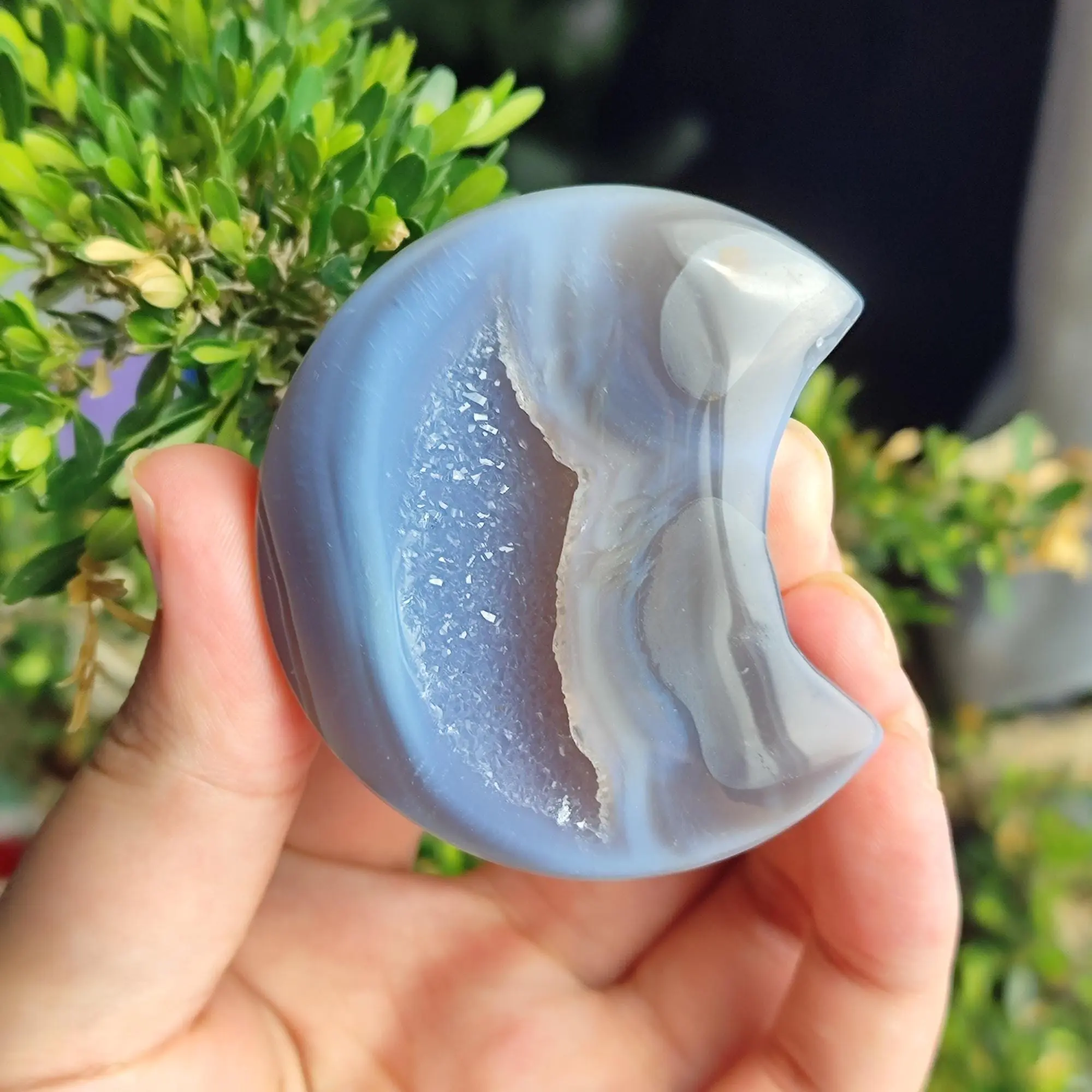 Natural Druzy Agate Moon / Star, Banded Agate Geode Pocket Stone, Meditation Decor Crystal,crystal home decor, crystal altar decor, desk crystal decor, halloween/christmas decoration, Ornaments