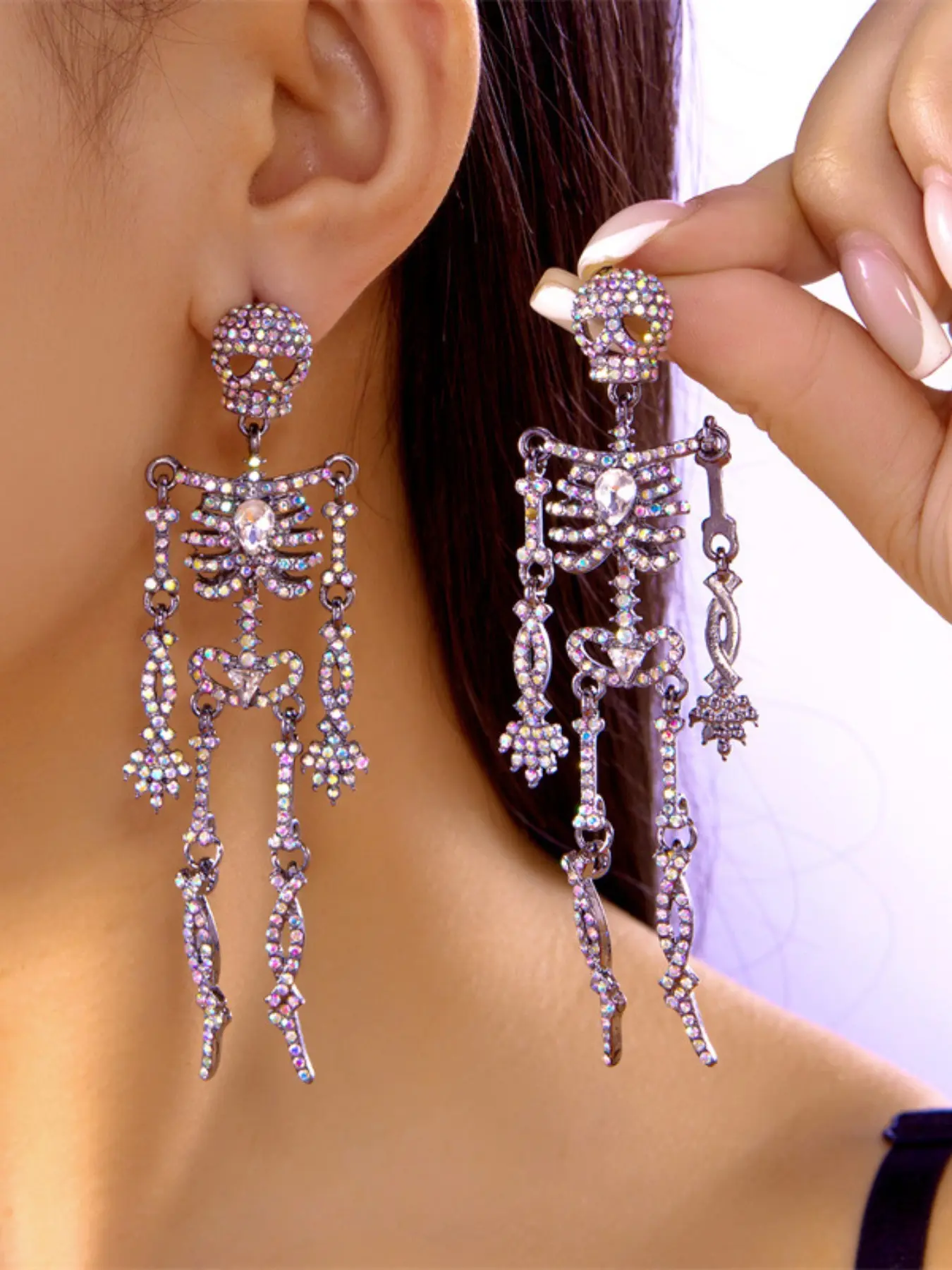 New Unique Design Skull Earrings, Full Rhinestones Flashing, Adjustable Skull Ear Cuffs, Trendy Jewelry for Women