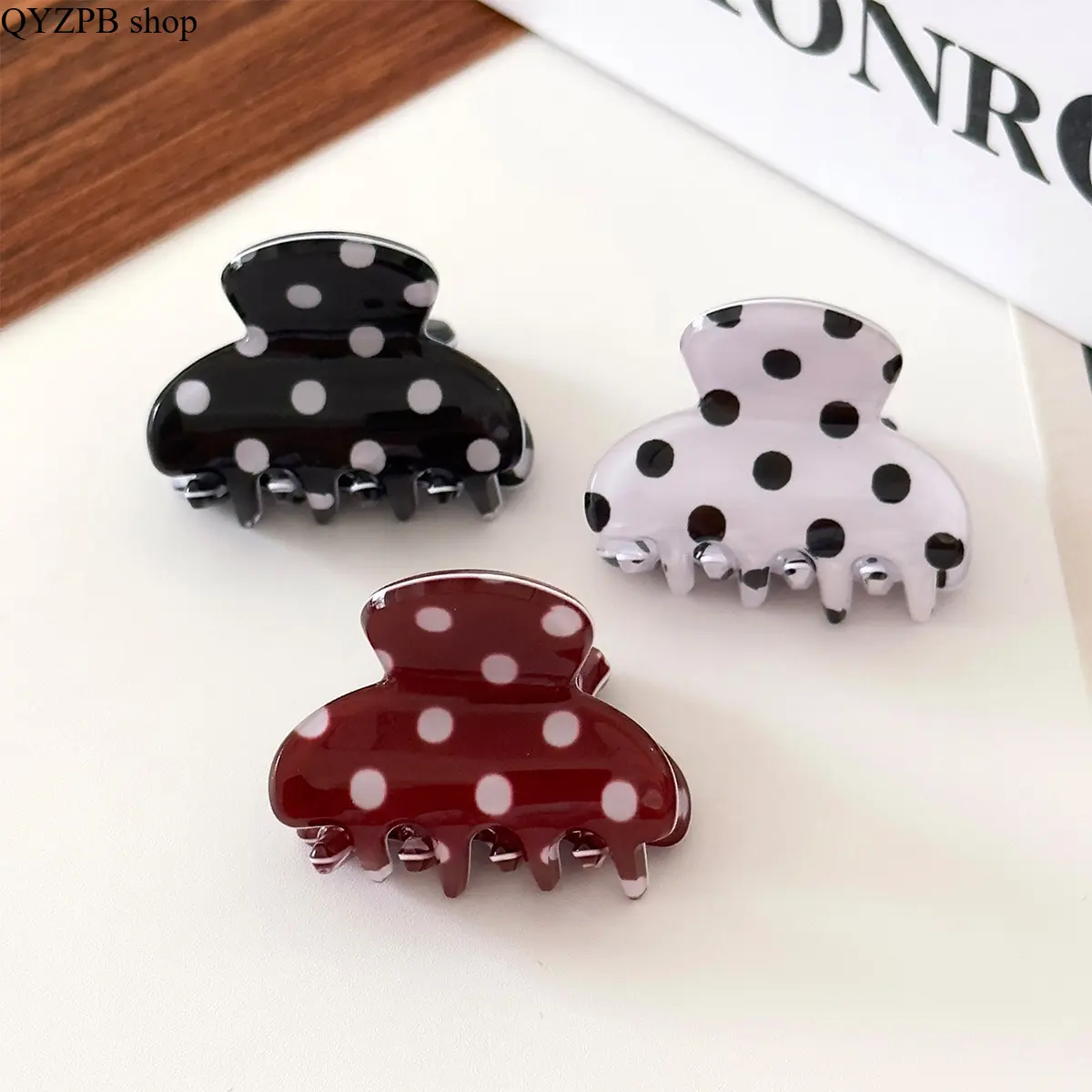 Mini Polka Dot Hair Claw Clip for Women, Cute Small Hair Clip for Bangs and Flyaway Hair, Strong Hold Half Up Hairstyle Accessory, Vintage Coquette Hair Clip for Daily Wear
