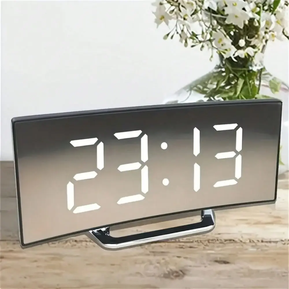 Modern Curved Digital Mirror Alarm Clock, Dual Power USB & Battery, Large Screen, Fashion Black Minimalist Home Decor, Office Desktop Digital Clock, Requires 3 AAA Batteries (Batteries Not Included)
