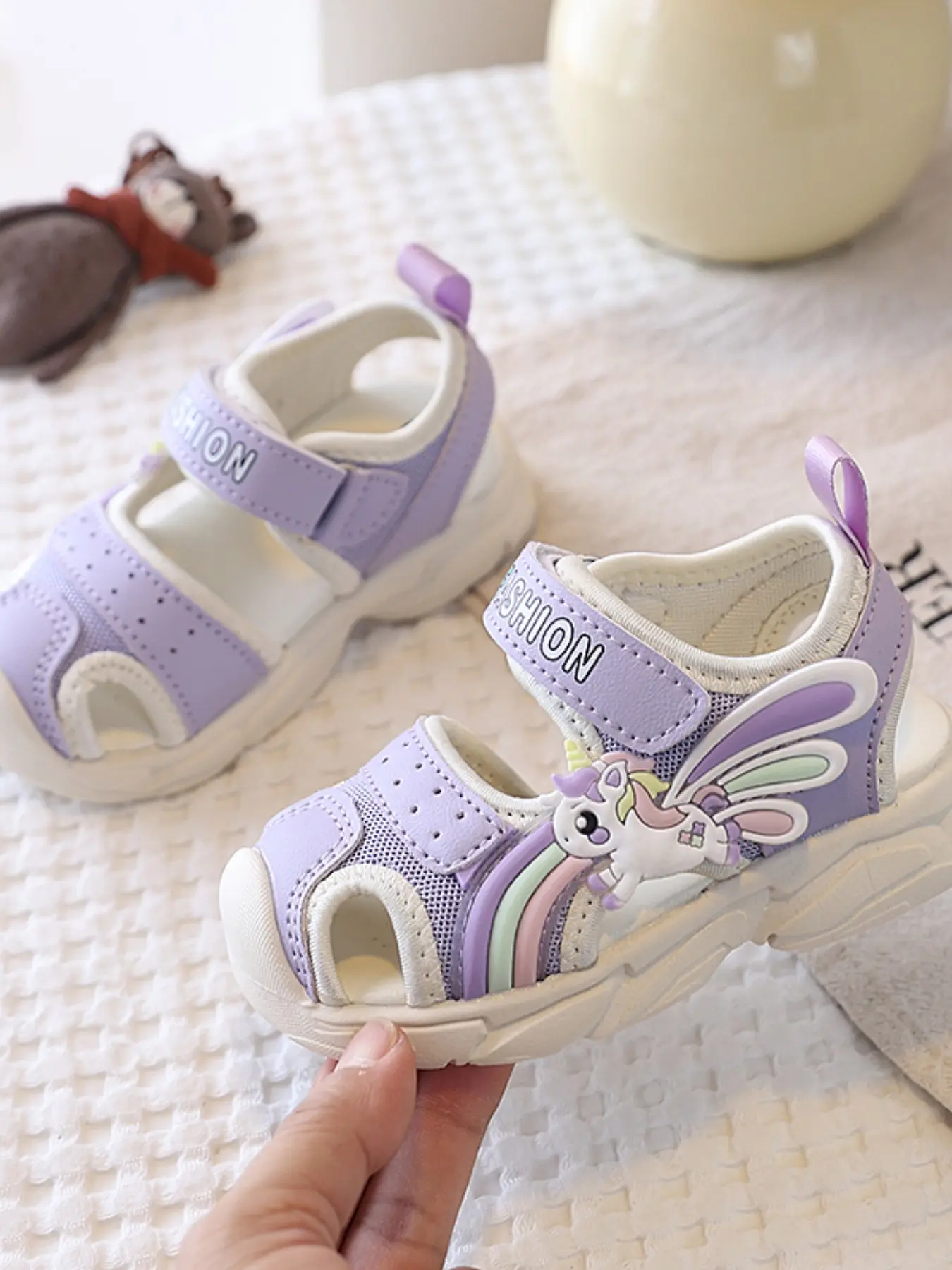 Girls' Unicorn Rainbow Sandals, Cute Cartoon Style, Breathable Mesh, Non-Slip Soft Sole, Velcro Closure, Summer School Outing Shoes