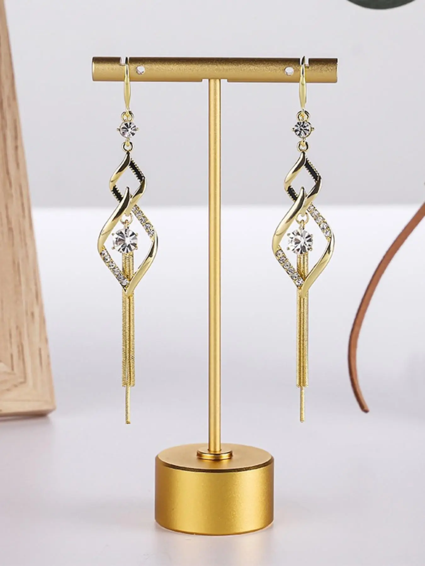 Elegant Rhombus Zircon Long Fringe Earrings, Sparkling Face Slimming Jewelry, Versatile Ear Accessories for Daily Wear, Office, Dates, Parties