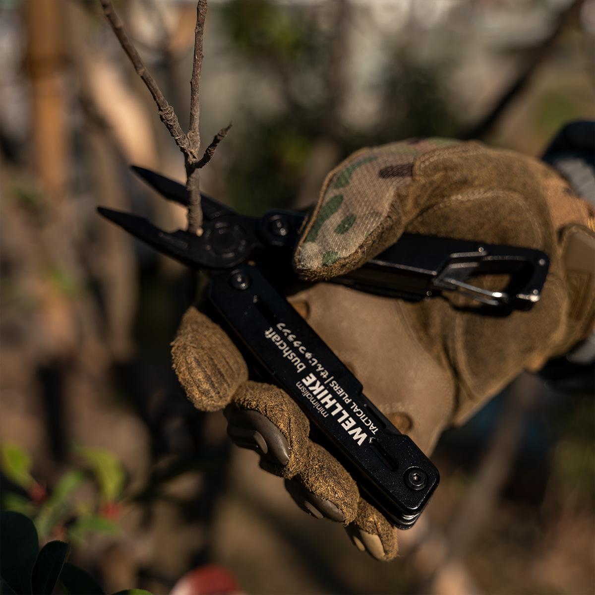 Tactical tool pliers Multifunctional tactical pliers Outdoor camping Vehicle pliers Screwdriver BC style EDC pliers