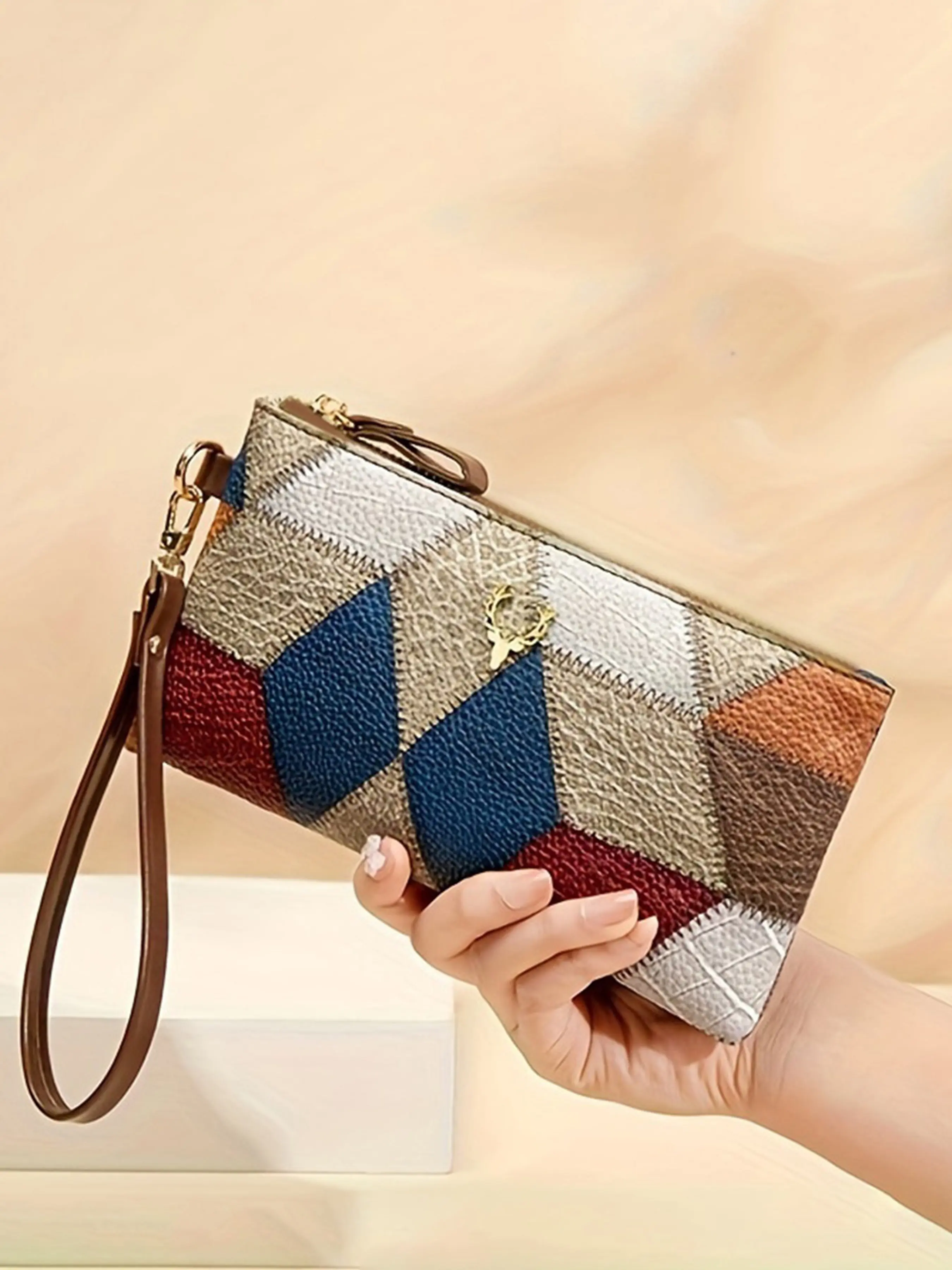 Elegant Patchwork Handbag, Perfect for Evening Events, Smartphone & Coin Purse, Beautiful Color Combinations, Unique Design, Wristlet Clutch