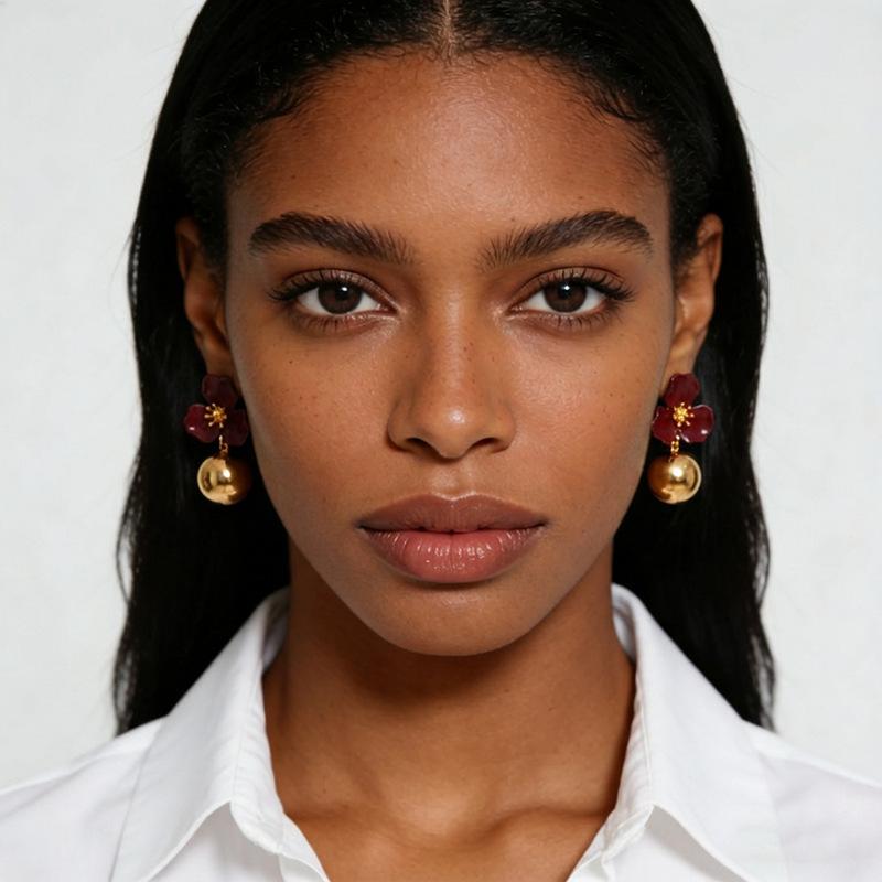 European and American floral earrings for women, French-style high-end light luxury round ball earrings, stainless steel light luxury studs, versatile ear accessories that are not prone to fading