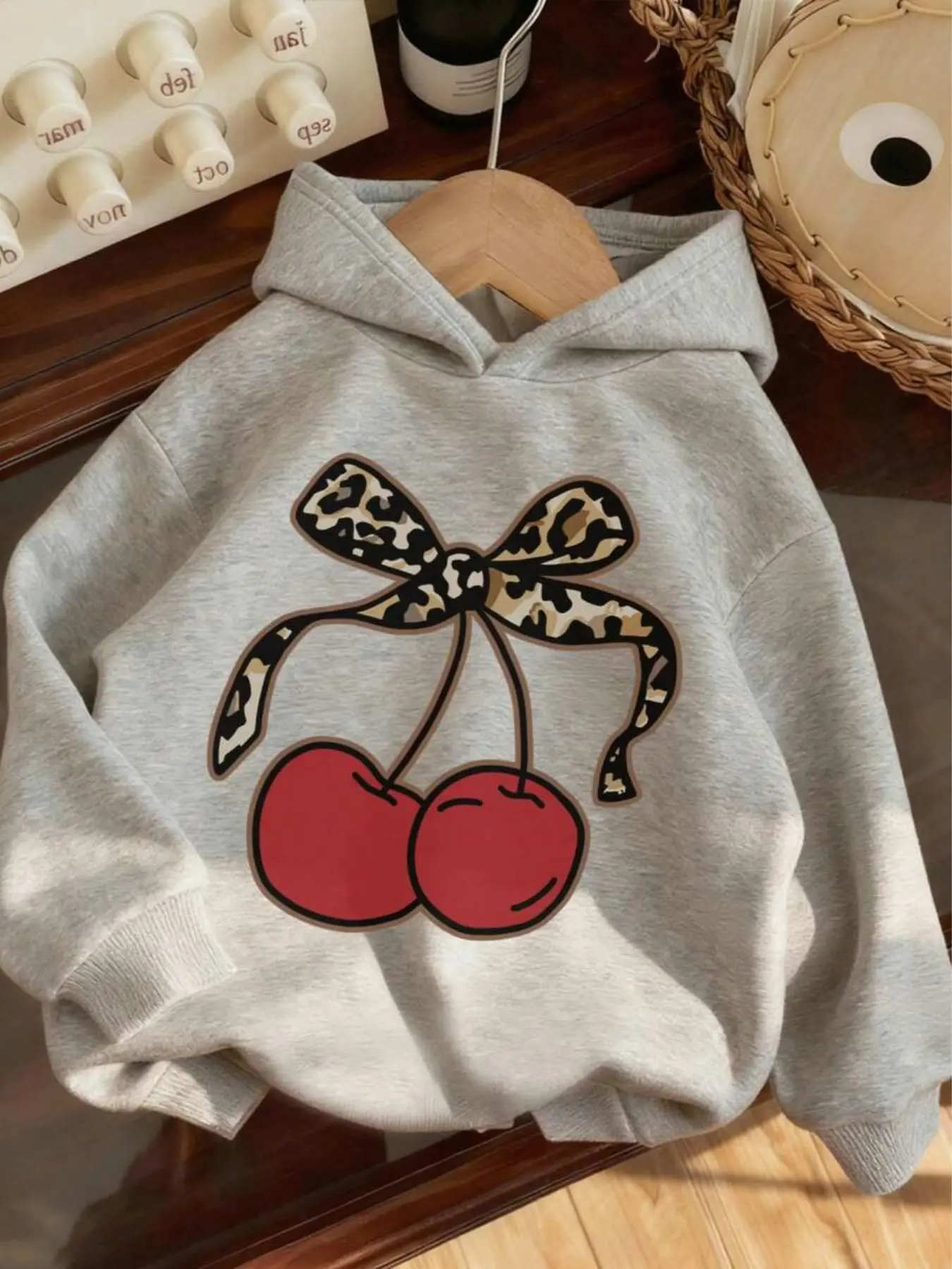 Girls' Hooded Sweatshirt, Long Sleeve Casual Hoodie, Cute Loose-Fitting Kids' Daily Wear, All Seasons School