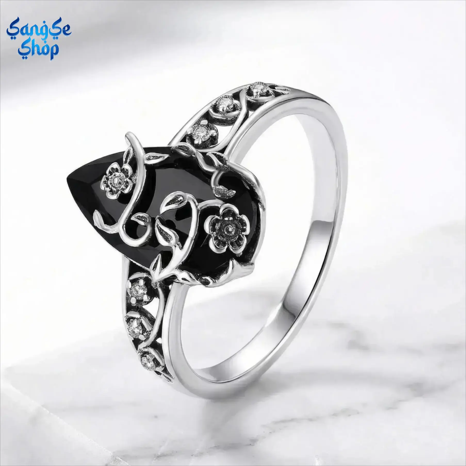 Vintage Floral Black Gemstone Silver Plated Ring, Ornate Vine Gothic Jewelry, Romantic Unique Accessory for Date Nights Special Occasions, Ideal Gift for Her