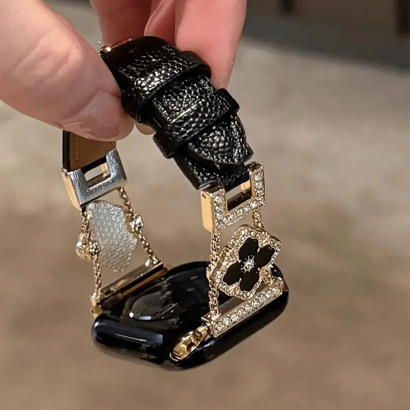 Women's Leather Apple Watch Band, Four-Leaf Clover Design, Rhinestones, Fashionable & Comfortable, Perfect for Various Occasions