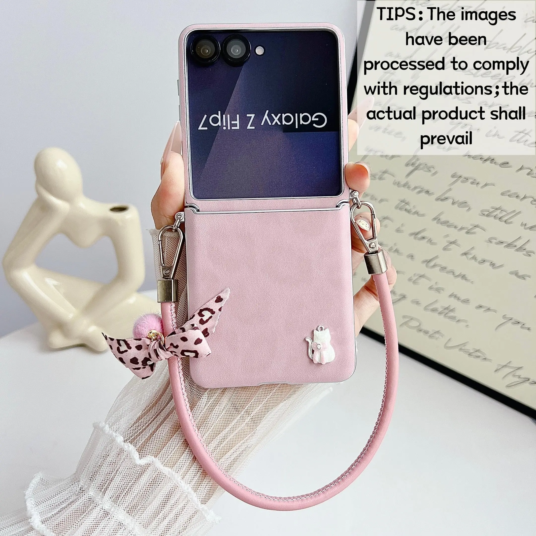 Side-buckle leopard print & cat accessories phone case & matching bow bracelet, for Samsung Galaxy Z Flip 5/6/7FE/7, fashionable protective case, unique design suitable for daily use, protective shell, Cover