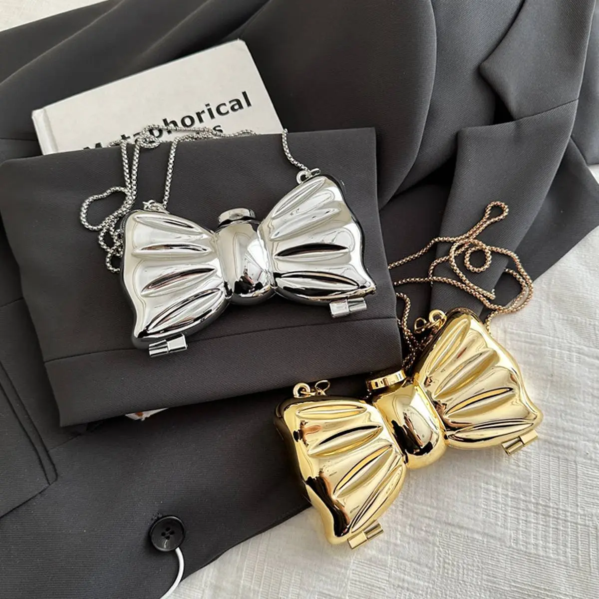 Women's Elegant Small Acrylic Crossbody Bag - Magnetic Closure, Bow-Shaped Design, Chain Accent, Casual Shiny Lipstick Bag, Do Not Wash, Ideal for Party, Date, Messenger Bags, Chic Look