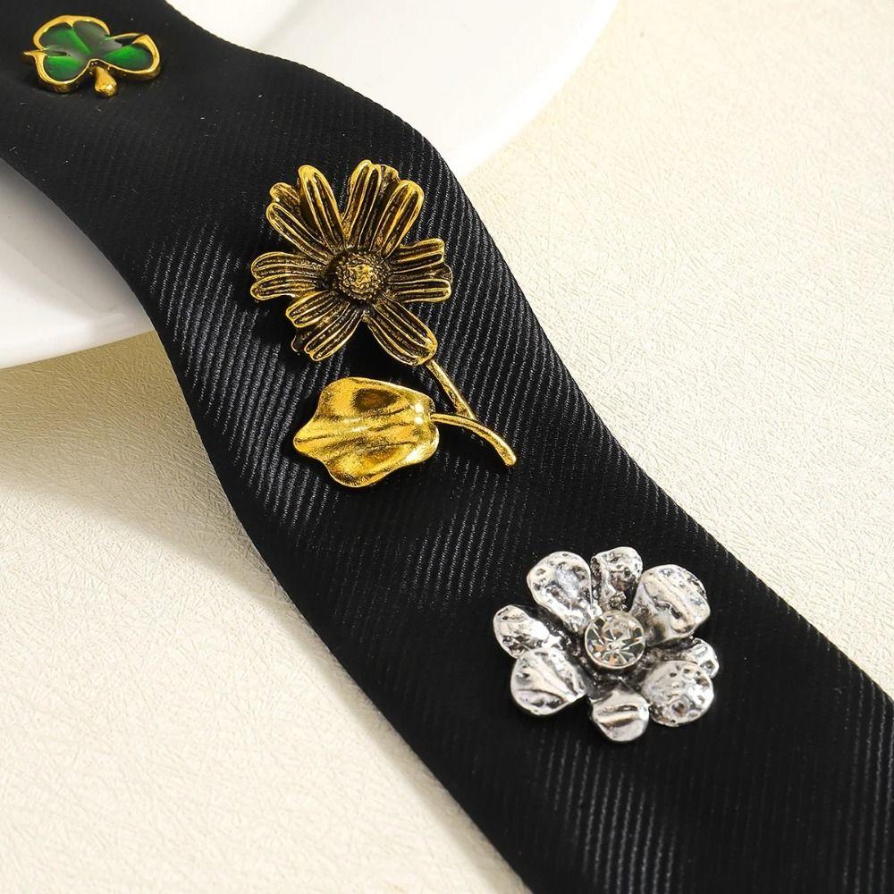 Korean Flower Tie Black Bee Rhinestone Necktie Insect Academic Style Decoration Shirt Tie JK Uniform Decoration