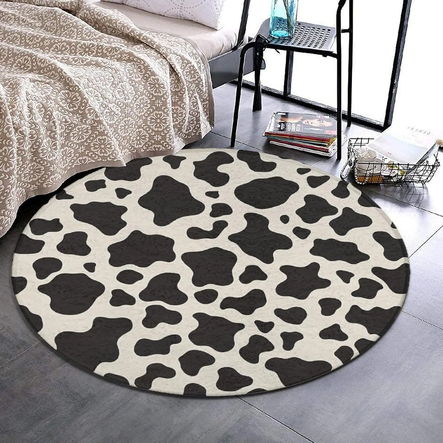 Cow Print Round Flannel Mat - 100% Polyester, Anti-Pill, Velvet-Like, Wrinkle Resistant, Durable, Lightweight, for Under Desk Chair & Children’s Bedroom Floor Decor, Black and White, Round Shape