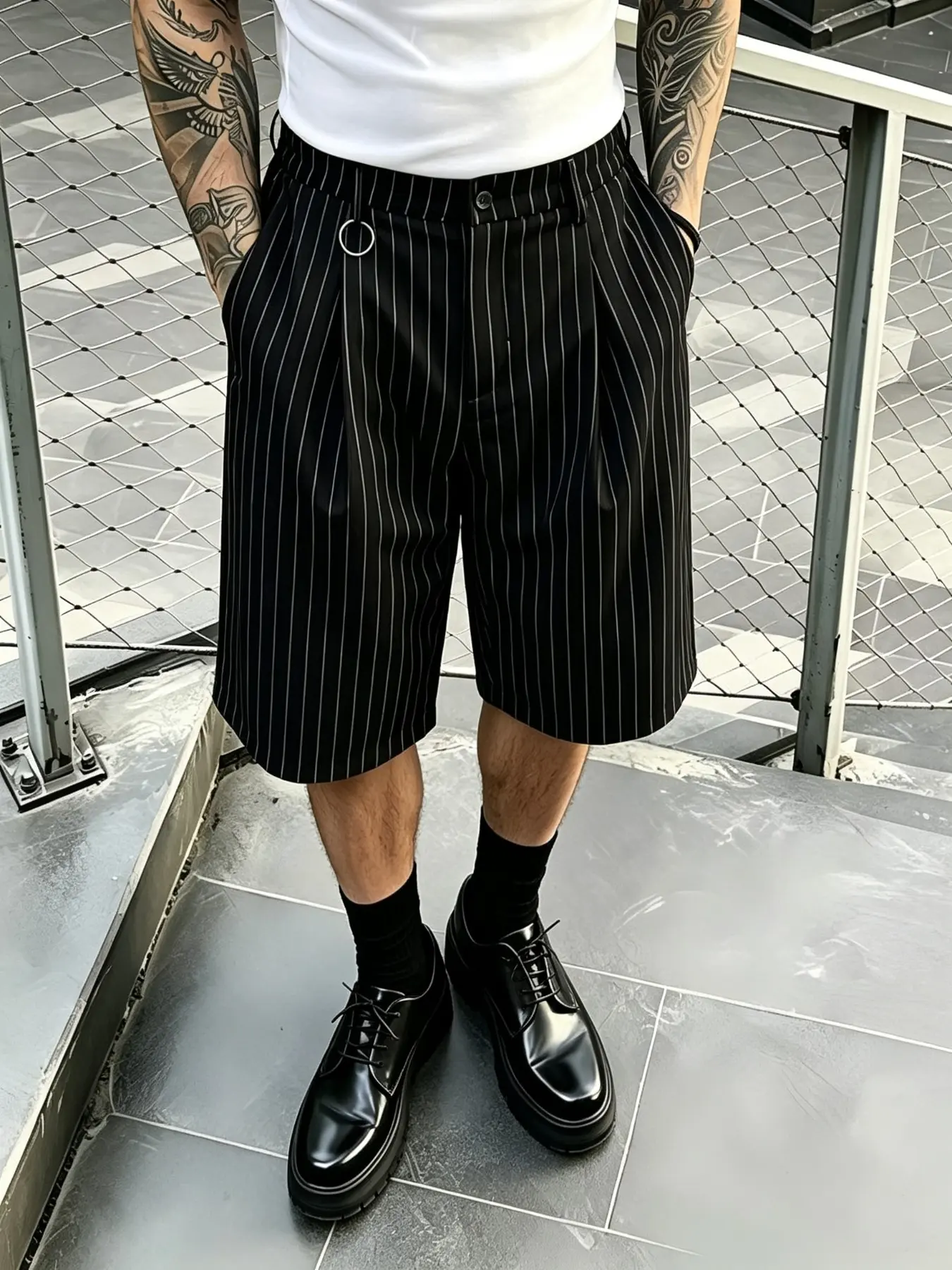 Vertical Stripe Retro Vintage Casual Loose Men's Suit Shorts, High-End Suit Shorts, Elegant Gentleman Style, Fashionable Business Casual Wear, Striped