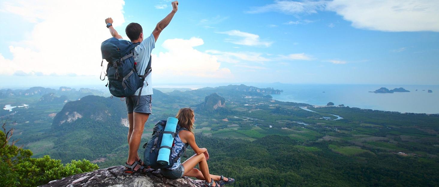 Insulin Cooler Travel Case TSA Approved Refrigerated Medicine Cooler for Travel w/Thermometer Temperature Diabetic Travel Case w/2 Reable Ice Packs for Daily Life Trip