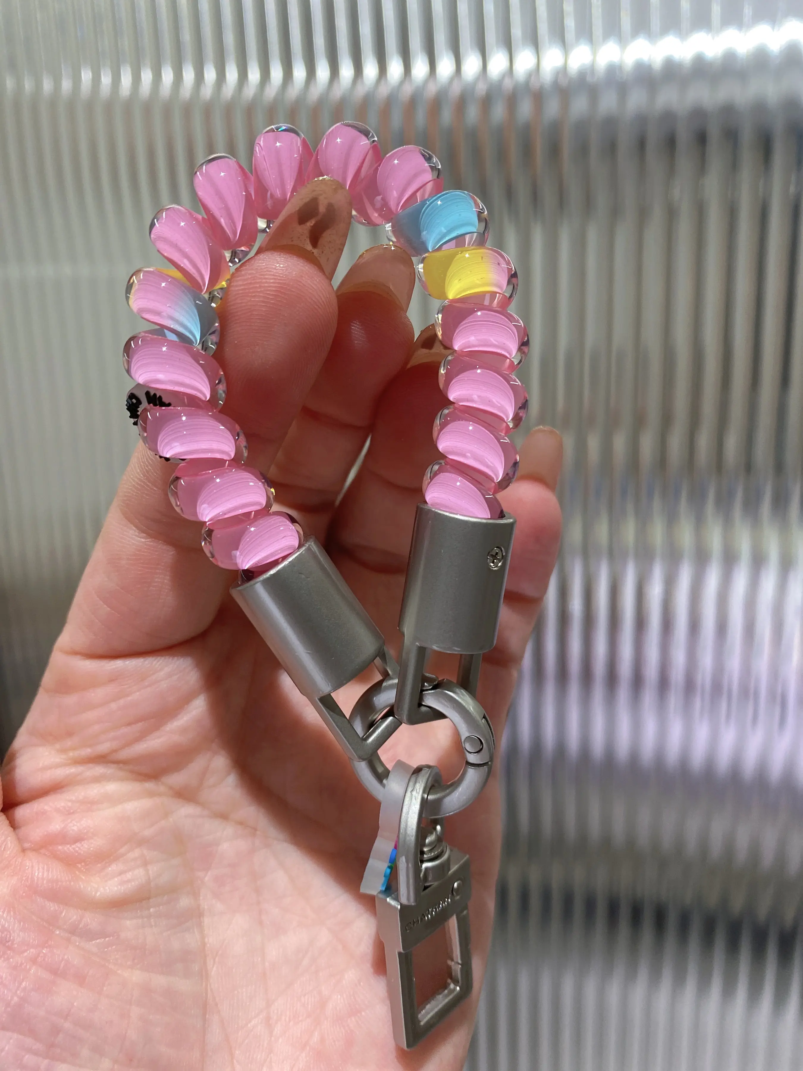 Colorful Phone Cord Keychain, Sweet Cool Color Block Mobile Chain, Girls' Versatile Anti-Loss Pendant, Ideal Gift for Women