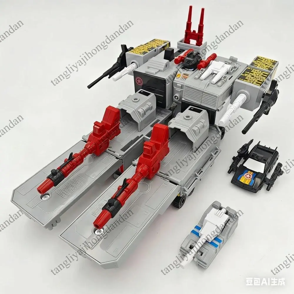 In Stock Transforming Toy G1 Original Color Triple-Changing Base Metroplex Metropolis Warrior KOMovable Model Action Figure Gift